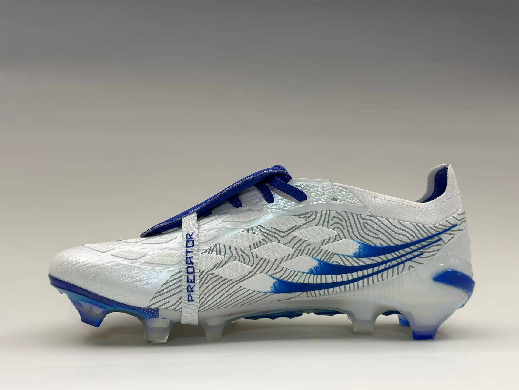 ADIDAS 26 PREDATOR ELITE TONGUE