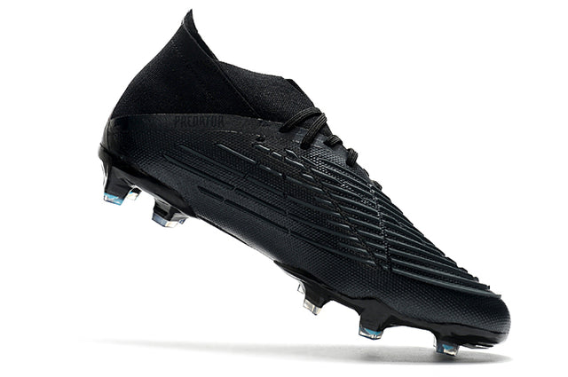 Chuteira Adidas Predator Edge.1 Campo FG "Edge Of Darkness"