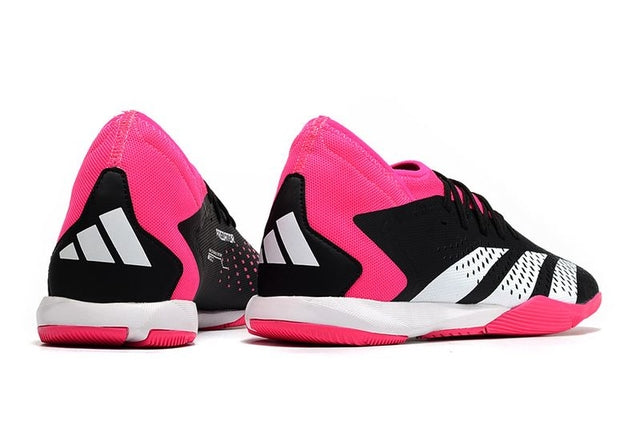 Chuteira Adidas Predator Accuracy.3 Futsal - Preto/Rosa