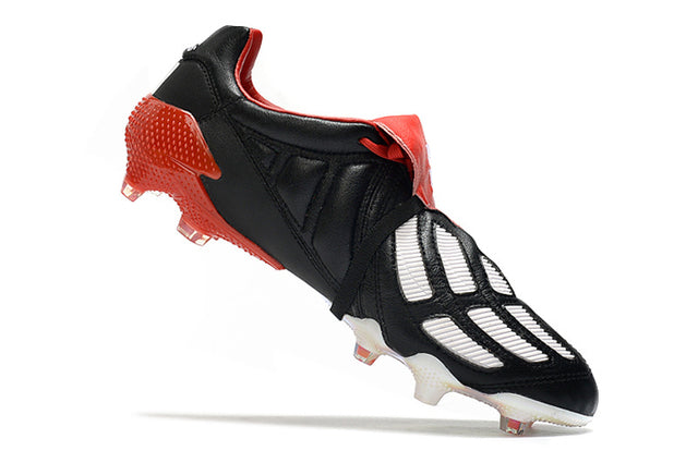 Chuteira Adidas Predator Mania FG - Preto/Vermelho