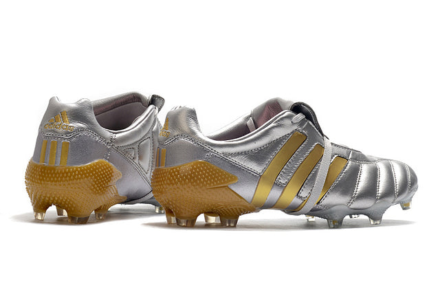 Chuteira Adidas Predator Mania FG - Prata/Dourado