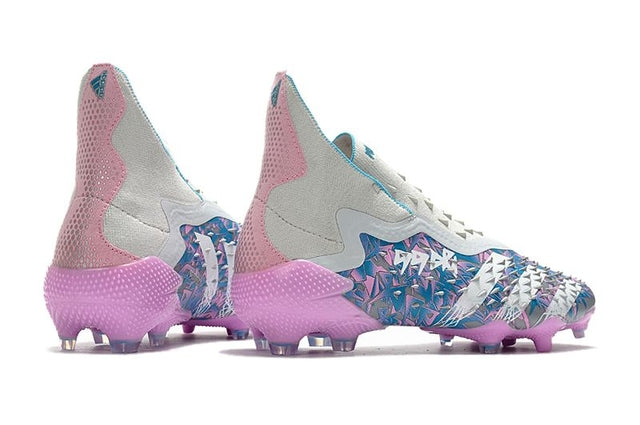 Chuteira Adidas Predator Freak+ Campo FG - Branco/Rosa