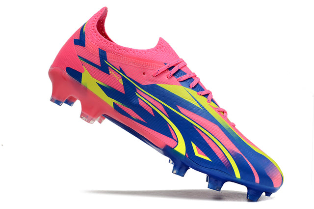 Chuteira Puma Ultra Ultimate Campo FG - Rosa/Azul