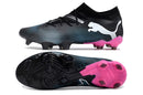 Chuteira Puma Future 7 Ultimate Campo FG - Preto/Rosa