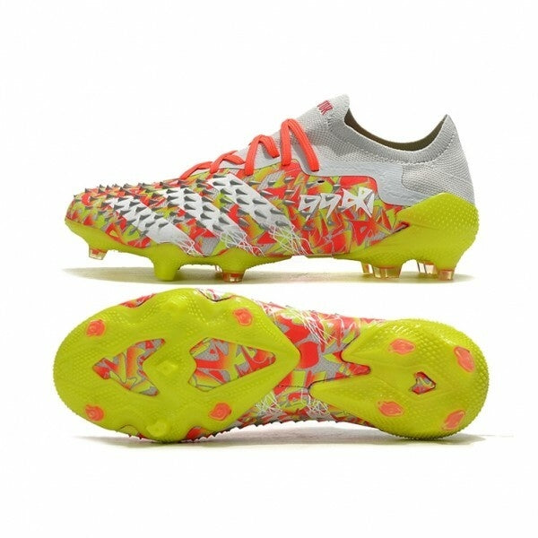 Chuteira Adidas Predator Freak.1 Low Campo FG "Numbers UP"