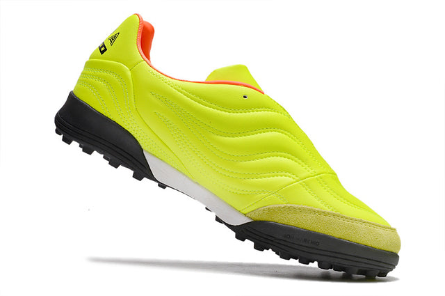 Chuteira Adidas Copa Kapitan 21 Society "Game Data"