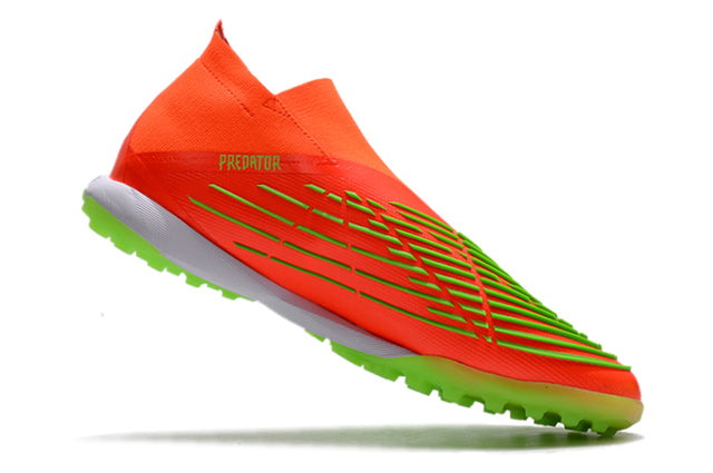 Chuteira Adidas Predator Edge+ Society TF "Game Data"