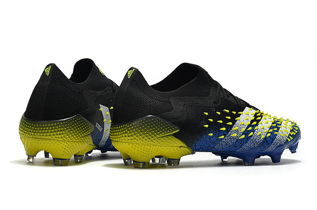 Chuteira Adidas Predator Freak.1 Low Campo FG "Superlative"