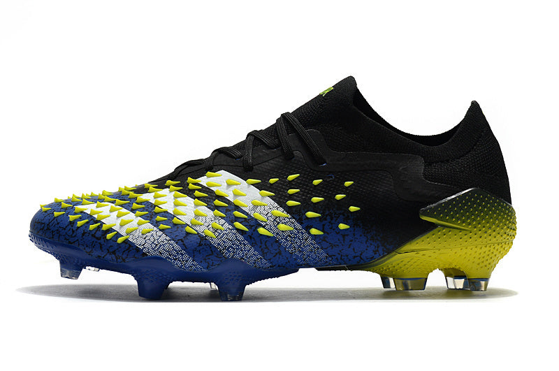 Chuteira Adidas Predator Freak.1 Low Campo FG "Superlative"