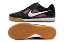 Chuteira Nike SB Gato Futsal - Preto/Branco
