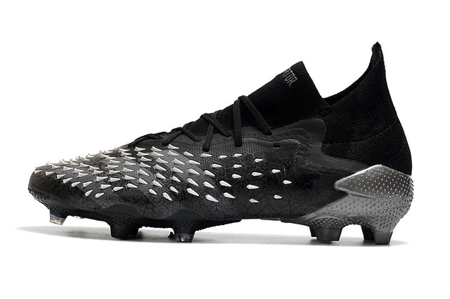 Chuteira Adidas Predator Freak.1 Campo FG "Superstealth"