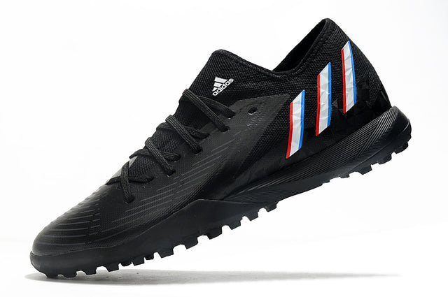 Chuteira Adidas Predator Edge.3 Low Society TF "Edge Of Darkness"