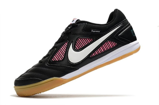 Chuteira Nike SB Gato Futsal - Preto/Branco