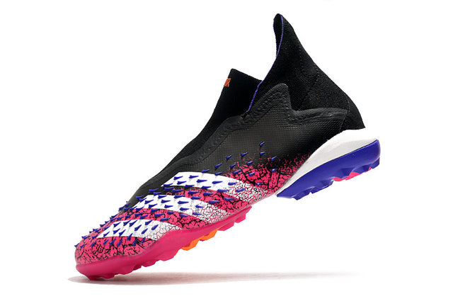 Chuteira Adidas Predator Freak+ Society "Superspectral"