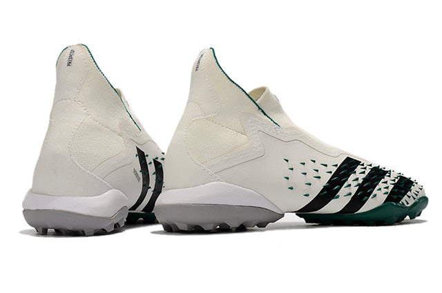 Chuteira Adidas Predator Freak+ Society "EQT"