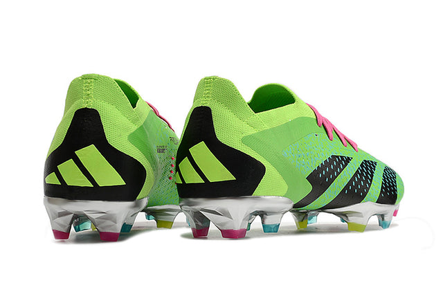 Chuteira Adidas Predator Accuracy.1 Low FG - Verde/Rosa