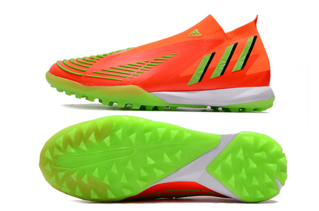 Chuteira Adidas Predator Edge+ Society TF "Game Data"