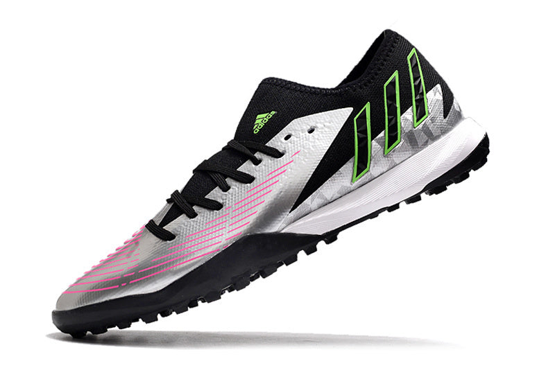 Chuteira Adidas Predator Edge.3 Low Society TF - Prata/Preto