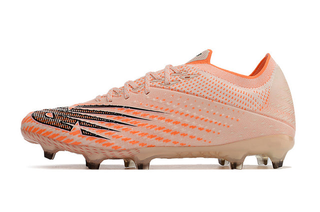 Chuteira New Balance Forum FG - Rosa