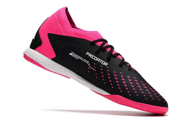 Chuteira Adidas Predator Accuracy.3 Futsal - Preto/Rosa