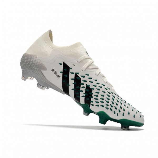 Chuteira Adidas Predator Freak.1 Low Campo FG "EQT"