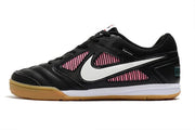 Chuteira Nike SB Gato Futsal - Preto/Branco