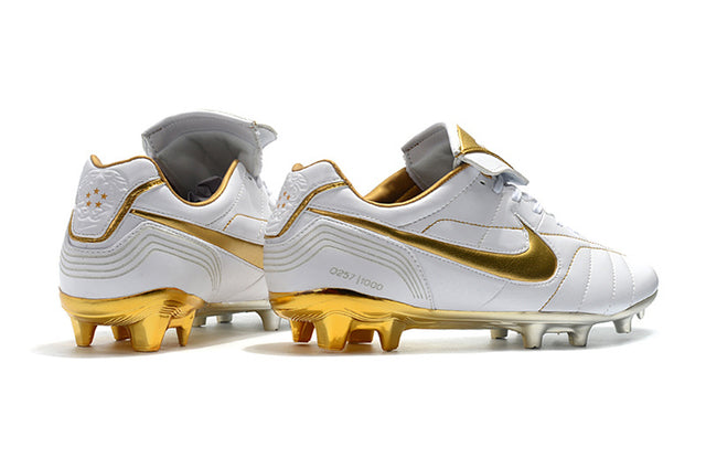 Chuteira Nike 10R Elite FG - Branco/Dourado