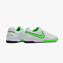 NIKE TIEMPO LEGEND 8